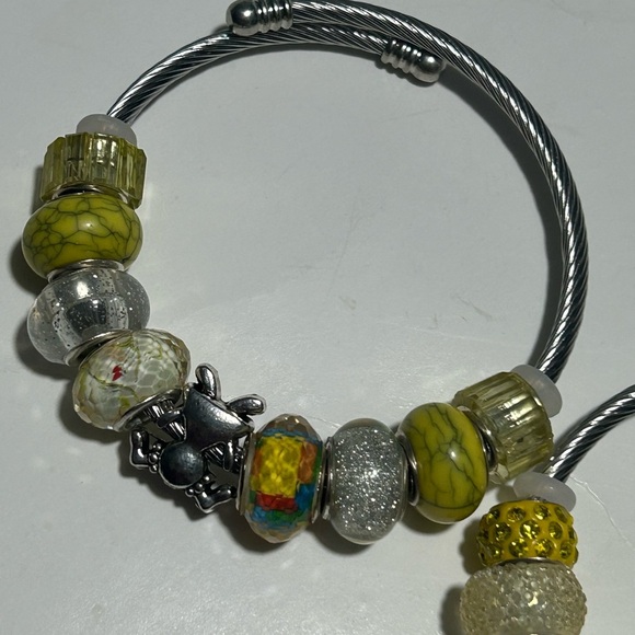 Chic Silver and Yellow Beaded Bracelet - Picture 3 of 4